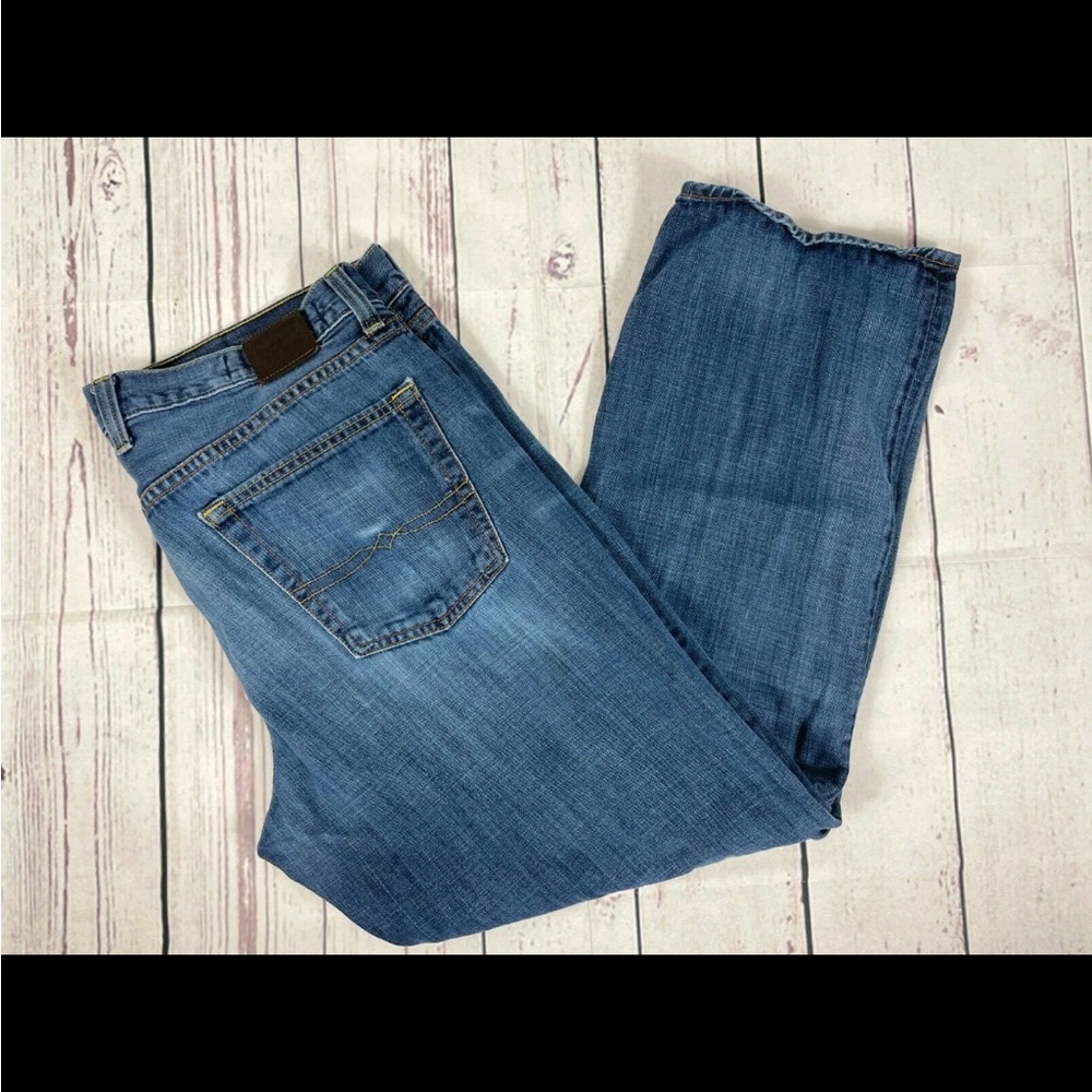 Lucky Brand Medium Wash Vintage Straight Leg Jeans - Size 36
